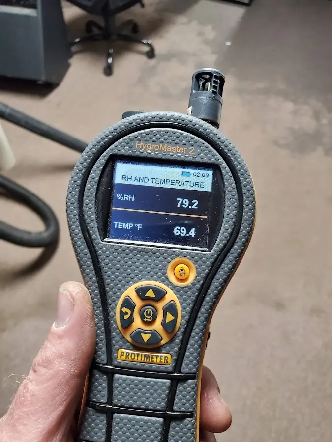 Moisture meter humidity assessment for Mold Remediation & Removal in Kissimmee